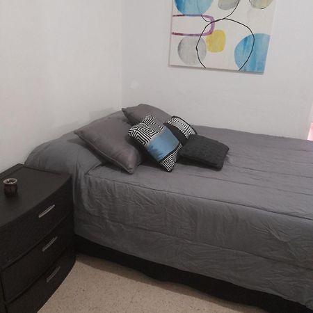 Hermoso Apartamento Frente Aeropuerto De Isla Verde Σαν Χουάν Εξωτερικό φωτογραφία